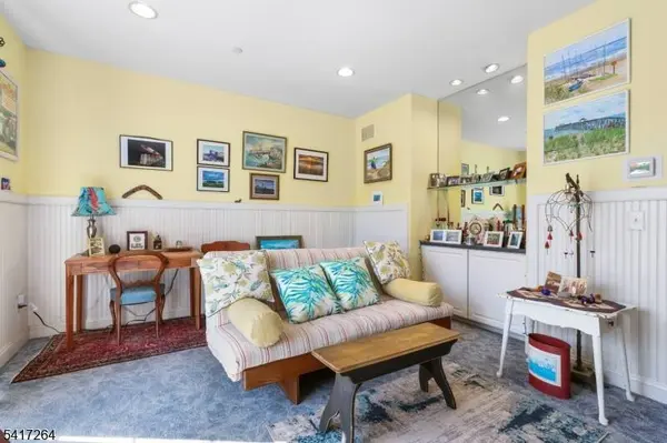 4 Hope St, Lopatcong Twp., NJ 08865