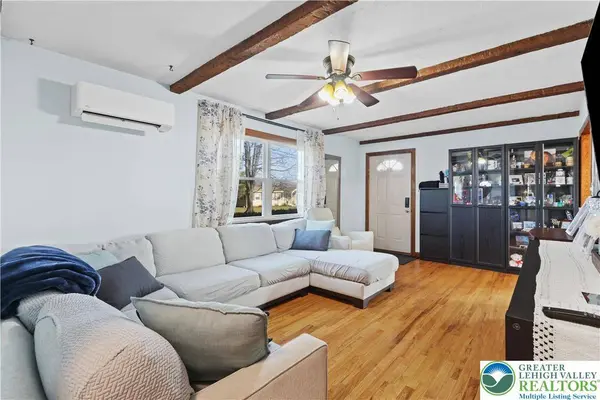 407 Jones ST, Portland Boro, PA 18343