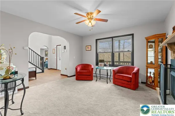 226 Regent ST, Lehman Twp, PA 18324