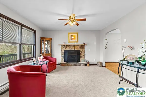 226 Regent ST, Lehman Twp, PA 18324