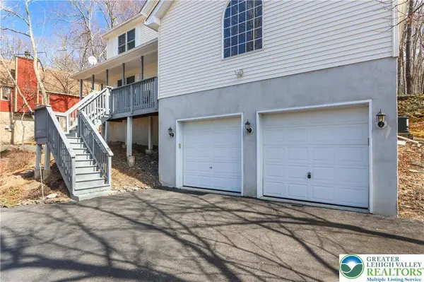 226 Regent ST, Lehman Twp, PA 18324