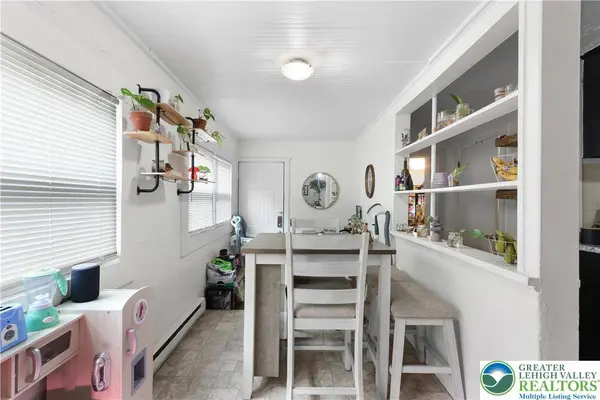 1113 Ferry ST, Easton, PA 18042