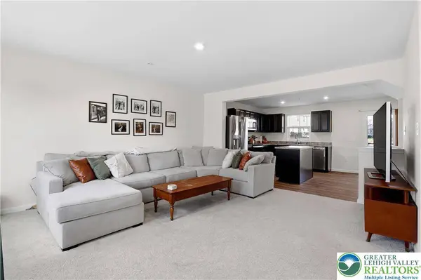 1929 Alex RD, Easton, PA 18040