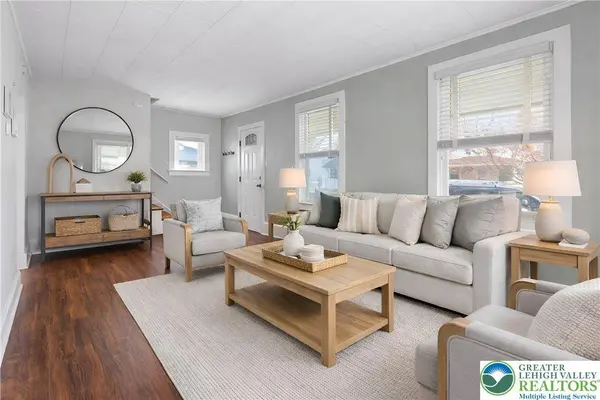 605 Wallace ST, Stroudsburg, PA 18360