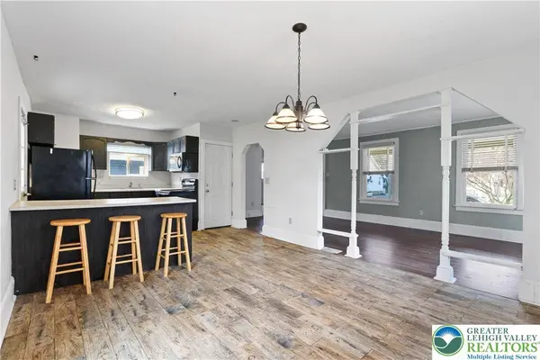 605 Wallace ST, Stroudsburg, PA 18360