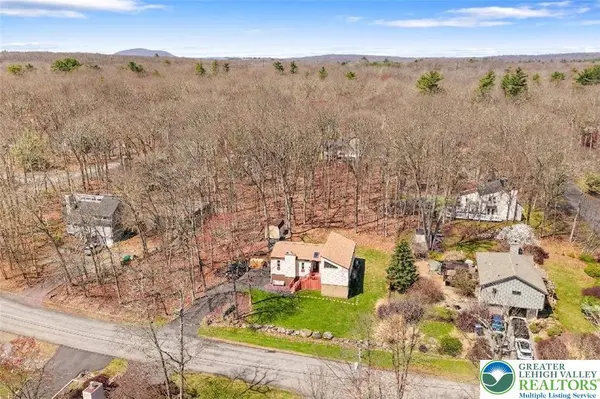 110 Sundew DR, Stroud Twp, PA 18301