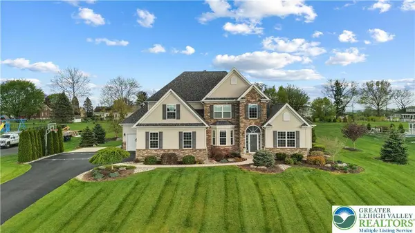 113 Ashview CT, Bushkill Twp, PA 18064