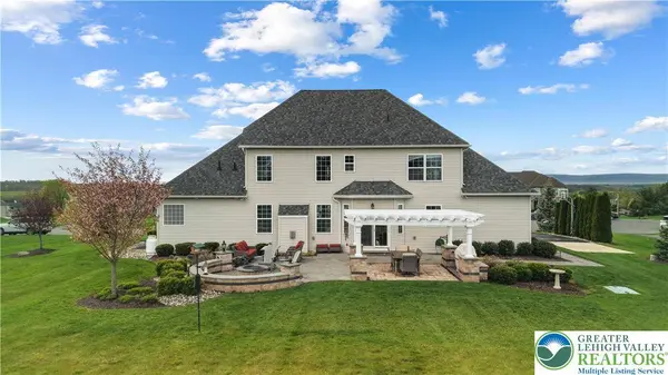 113 Ashview CT, Bushkill Twp, PA 18064