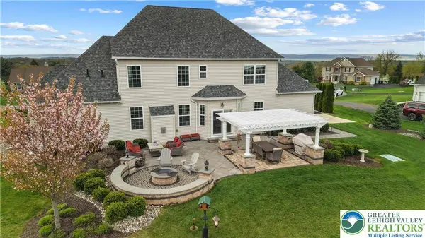 113 Ashview CT, Bushkill Twp, PA 18064