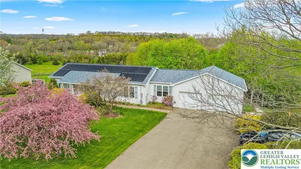 540 Bauer RD, Moore Twp, PA 18014