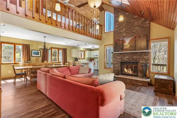191 Beaver Dam RD, Tobyhanna Twp, PA 18334