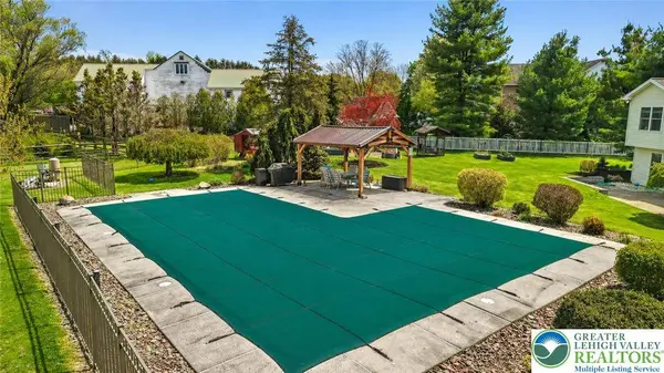 4263 Park AVE, Washington Twp, PA 18080