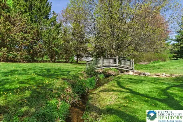4263 Park AVE, Washington Twp, PA 18080