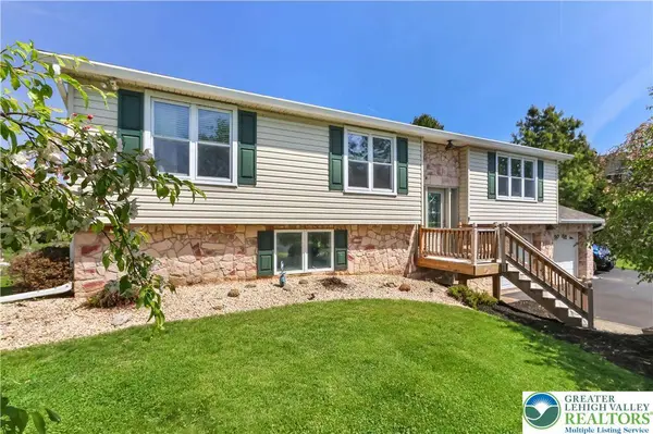 4263 Park AVE, Washington Twp, PA 18080