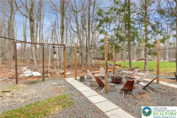 939 Country Place DR, Coolbaugh Twp, PA 18466