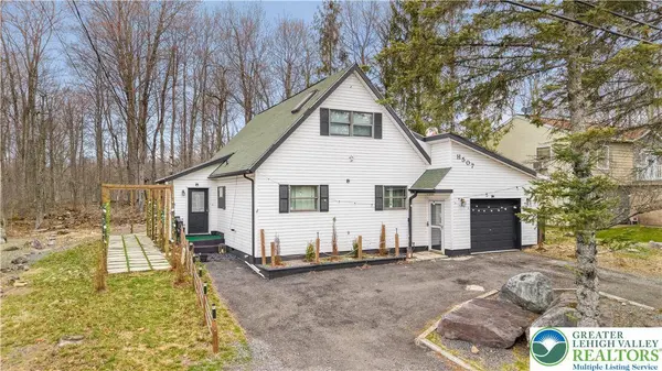 939 Country Place DR, Coolbaugh Twp, PA 18466