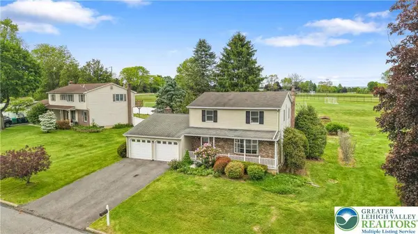 2213 High Point CT, Palmer Twp, PA 18045