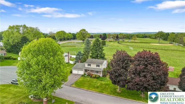 2213 High Point CT, Palmer Twp, PA 18045