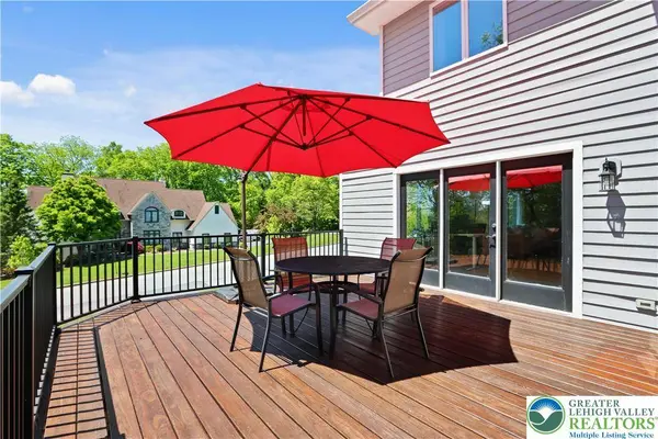 3646 Sturbridge PL, South Whitehall Twp, PA 18104