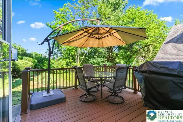 721 Wistar ST, Salisbury Twp, PA 18015