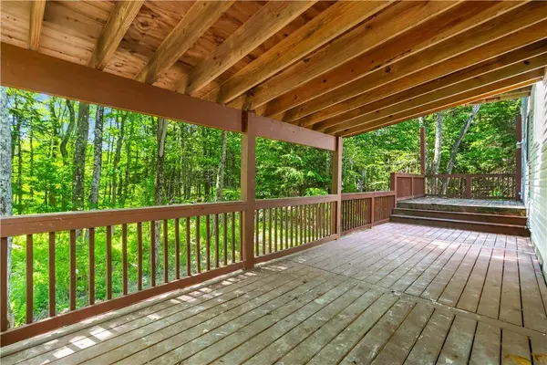 1229 Fern DR, Coolbaugh Twp, PA 18346