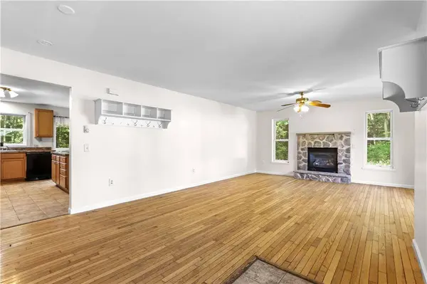1229 Fern DR, Coolbaugh Twp, PA 18346