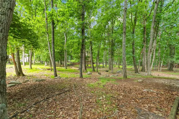 1422 Melrose TER, Stroudsburg, PA 18301