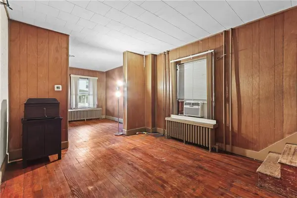2143 Hay ST, Wilson Boro, PA 18042