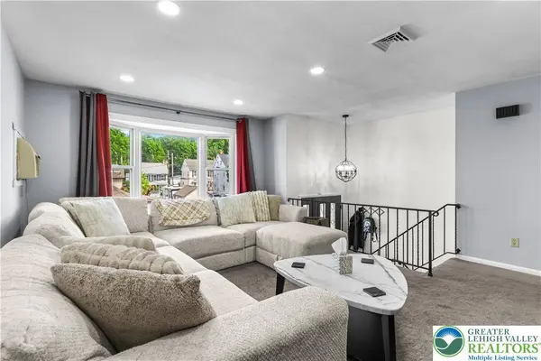 439 Bath AVE, Catasauqua Boro, PA 18032