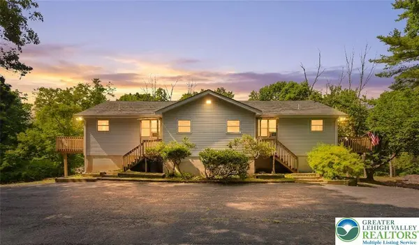 40 Brushy Mountain RD, Stroud Twp, PA 18301
