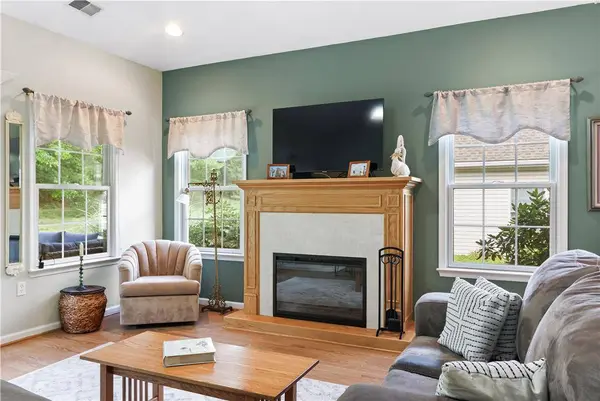 46 Glenmoor CIR N, Easton, PA 18045