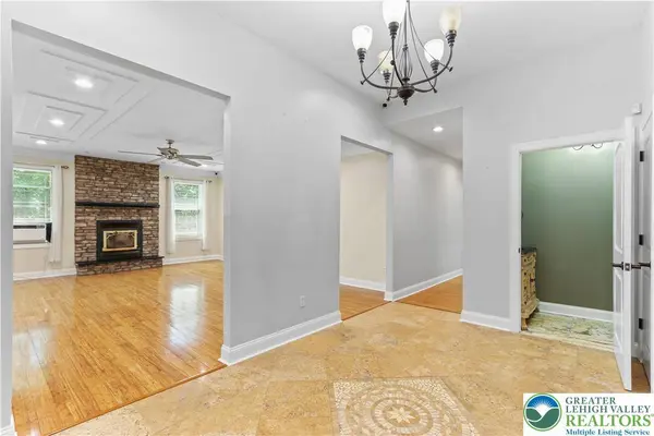 1007 Hampstead RD, Lehman Twp, PA 18324