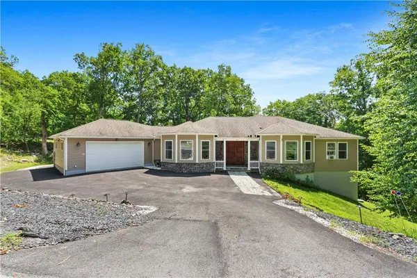 1007 Hampstead RD, Lehman Twp, PA 18324