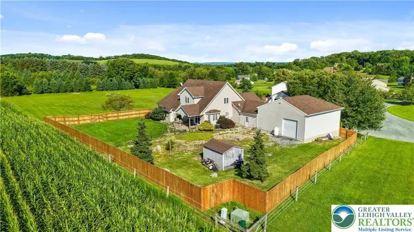 830 Gideons CT, Moore Twp, PA 18014