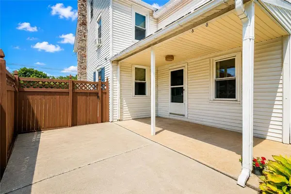 7588 Trexler CIR, Upper Macungie Twp, PA 18087