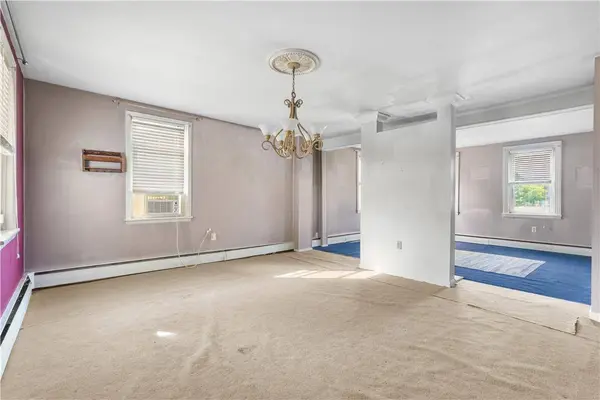 7588 Trexler CIR, Upper Macungie Twp, PA 18087