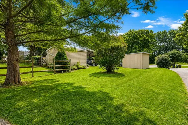 7588 Trexler CIR, Upper Macungie Twp, PA 18087