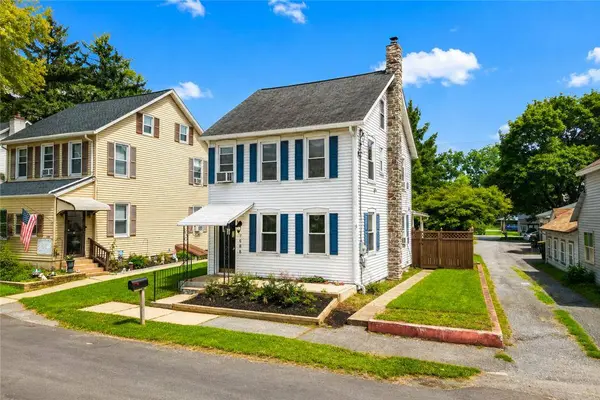 7588 Trexler CIR