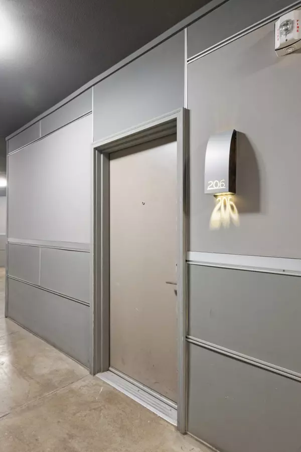 Austin, TX 78704-8096,3600 S Lamar Blvd #206