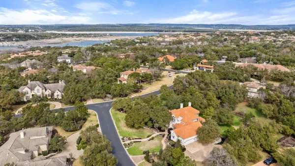 100 Arroyo Claro, Lakeway, TX 78734-3964