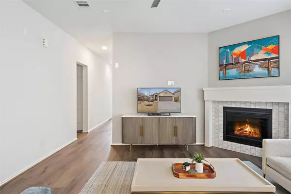 109 Freeman LOOP, Liberty Hill, TX 78642