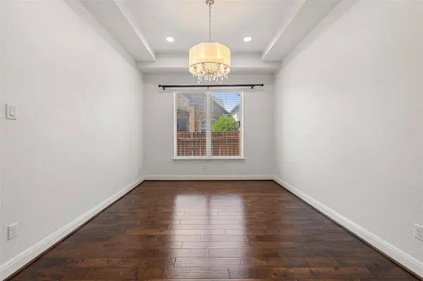 5617 Rio Chama CV, Austin, TX 78738