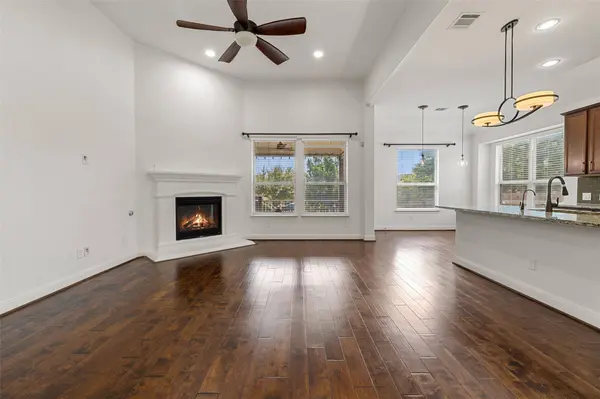 5617 Rio Chama CV, Austin, TX 78738