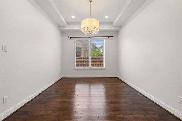 5617 Rio Chama CV, Austin, TX 78738