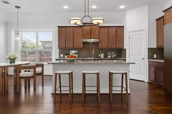 5617 Rio Chama CV, Austin, TX 78738