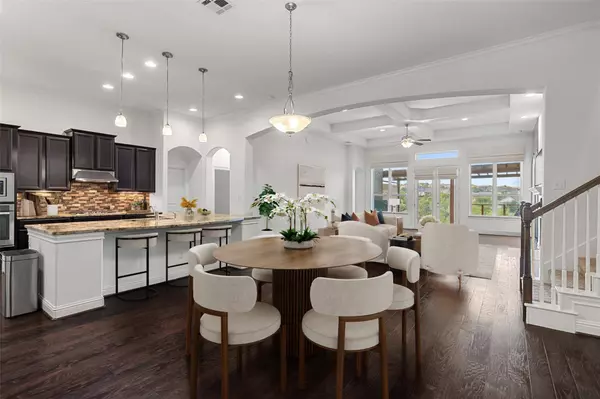 5612 Cherokee Draw RD, Austin, TX 78738