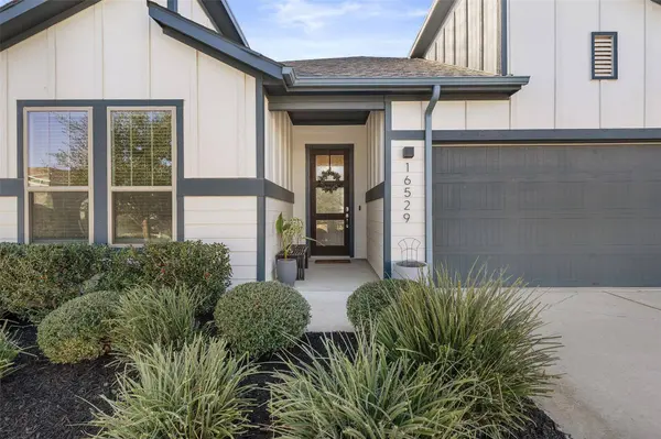 16529 Summery ST, Manor, TX 78653