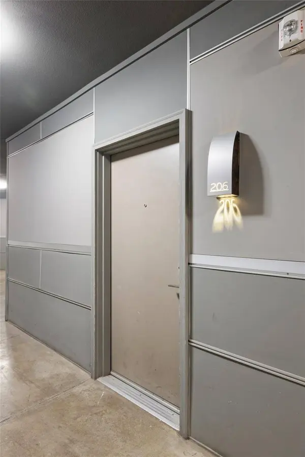 3600 S Lamar BLVD #206, Austin, TX 78704