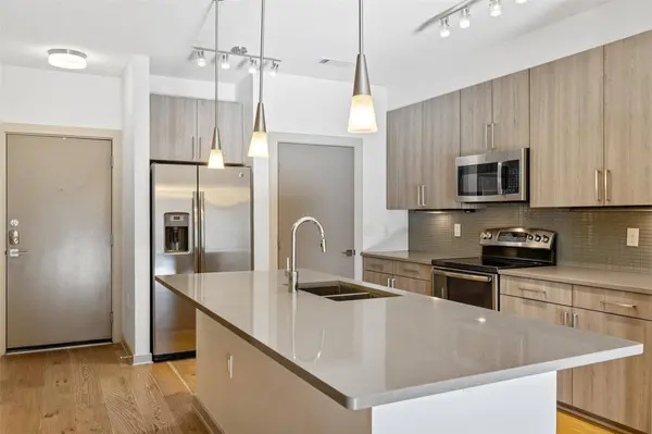 3600 S Lamar BLVD #206, Austin, TX 78704