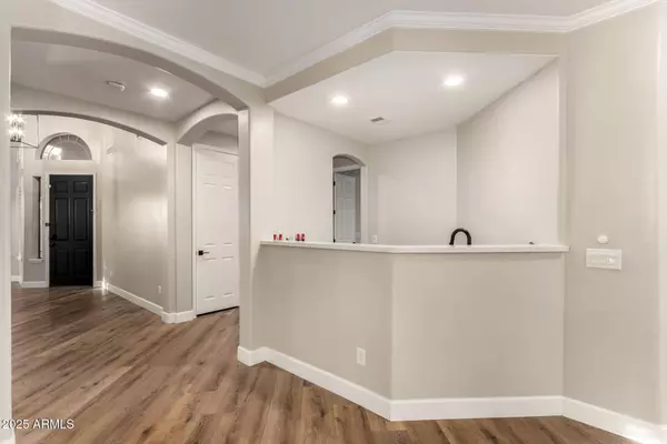 2491 W MULBERRY Drive, Chandler, AZ 85286